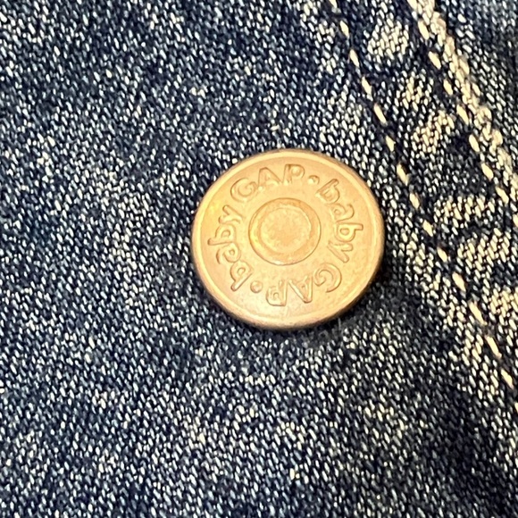 GAP toddler 18-24 months Denim Blue Kids jeans short Romper - Picture 13 of 16